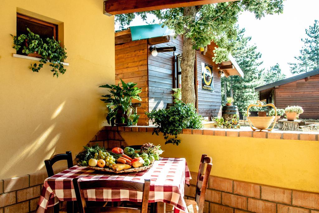 Hotel La Taverna Dei Briganti Cotronei Exterior foto
