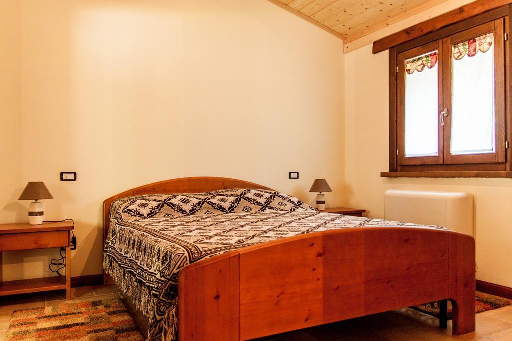 Hotel La Taverna Dei Briganti Cotronei Zimmer foto