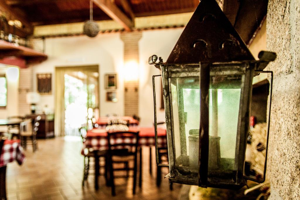 Hotel La Taverna Dei Briganti Cotronei Exterior foto